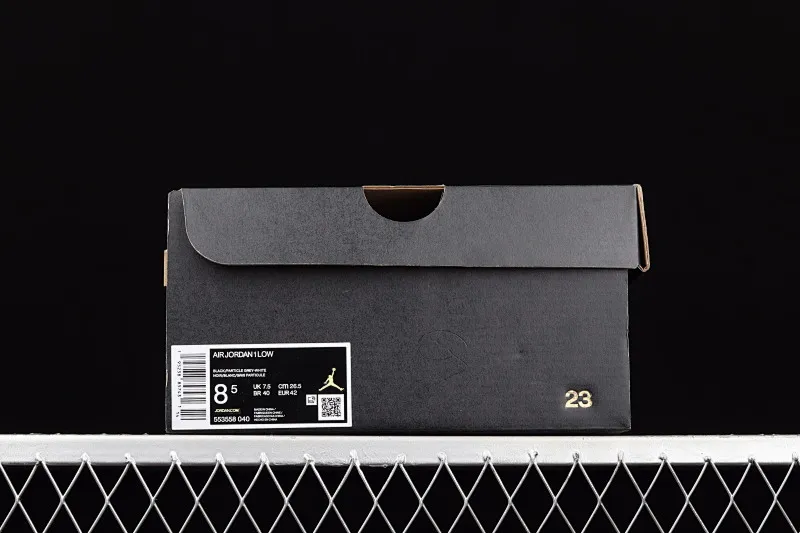 All categories Air Jordan Jordan series basketball shoes Air Jordan 1 Low G version pure original Air Jordan 1 Low AJ1 Joe 1 black and white gray low-top cultural leisure sports sneakers 553558-040
